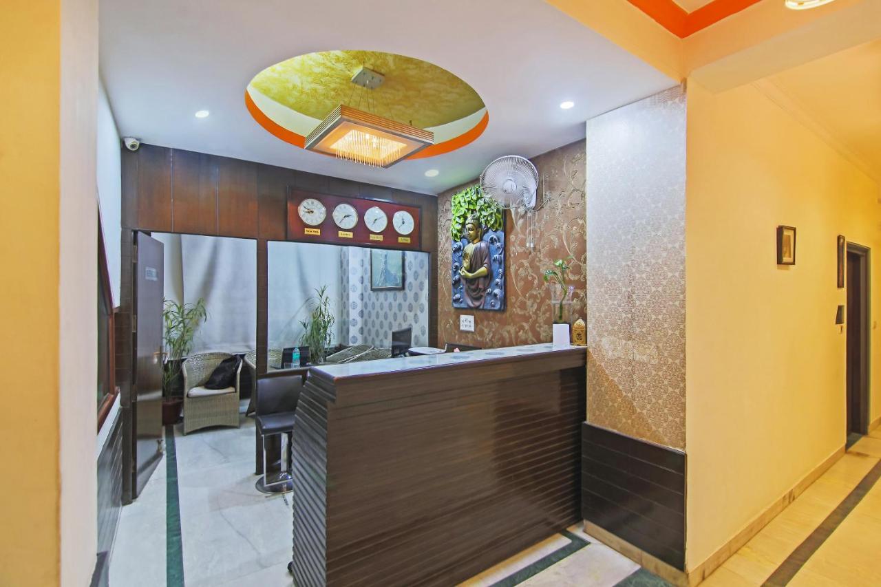 Capital O Tipsyy Near Aravali Biodiversity Park Gurgaon Luaran gambar