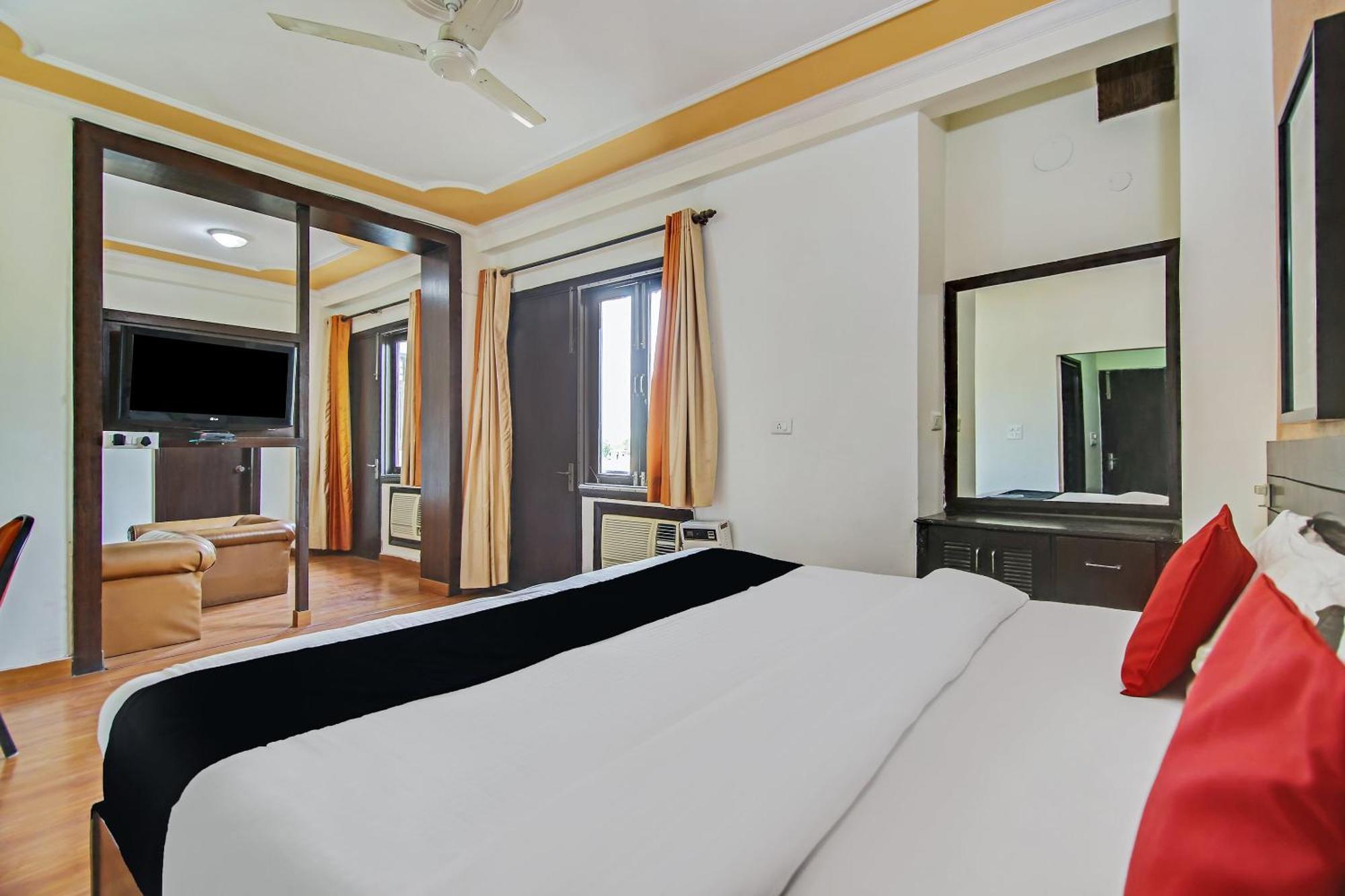 Capital O Tipsyy Near Aravali Biodiversity Park Gurgaon Luaran gambar