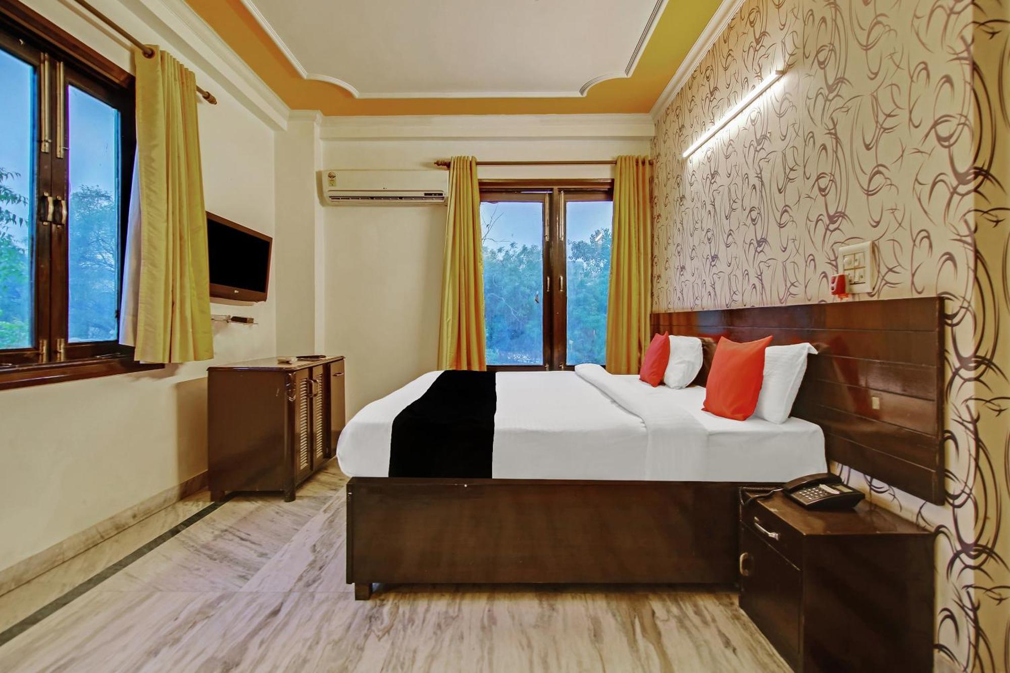 Capital O Tipsyy Near Aravali Biodiversity Park Gurgaon Luaran gambar