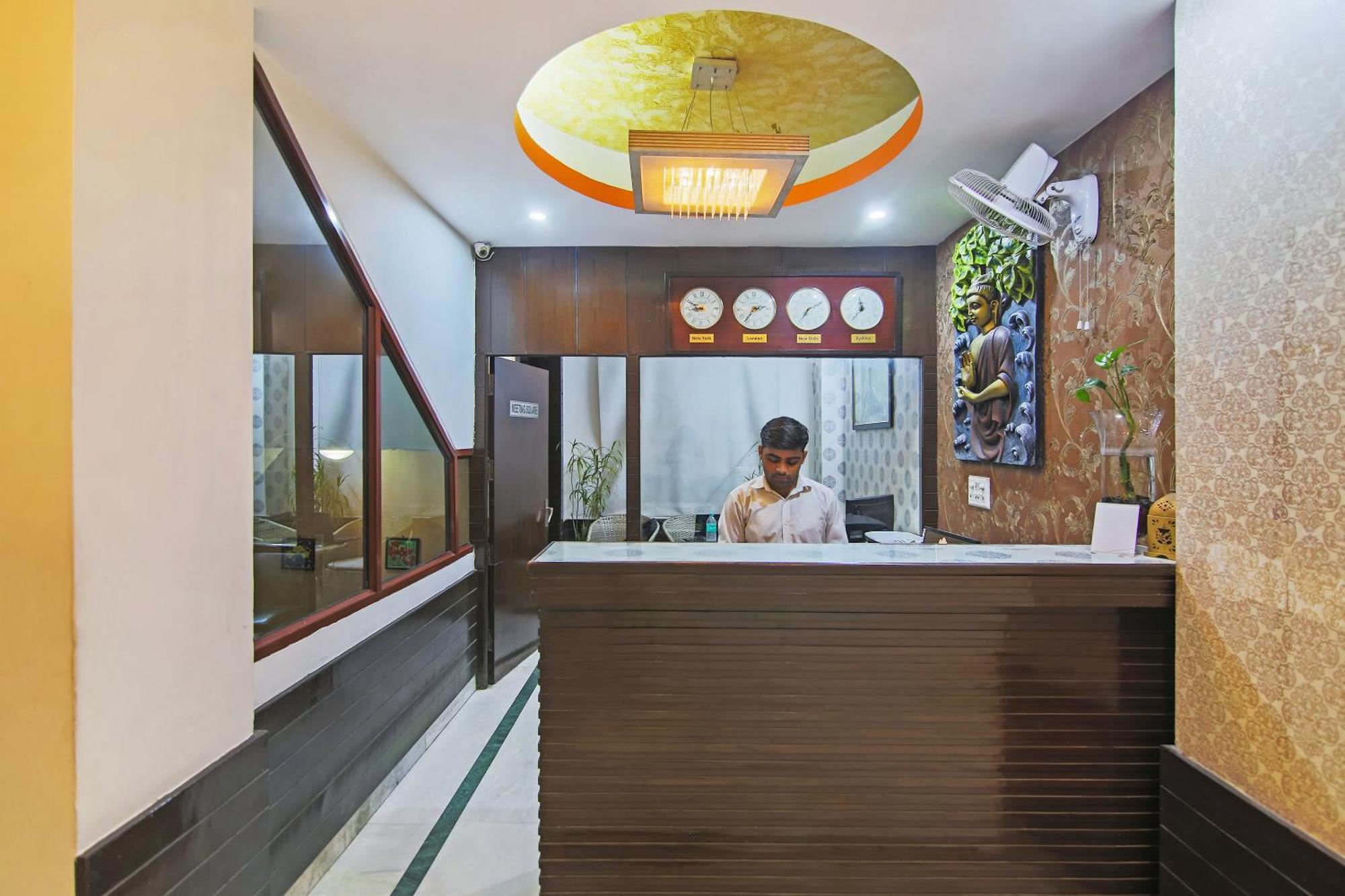 Capital O Tipsyy Near Aravali Biodiversity Park Gurgaon Luaran gambar